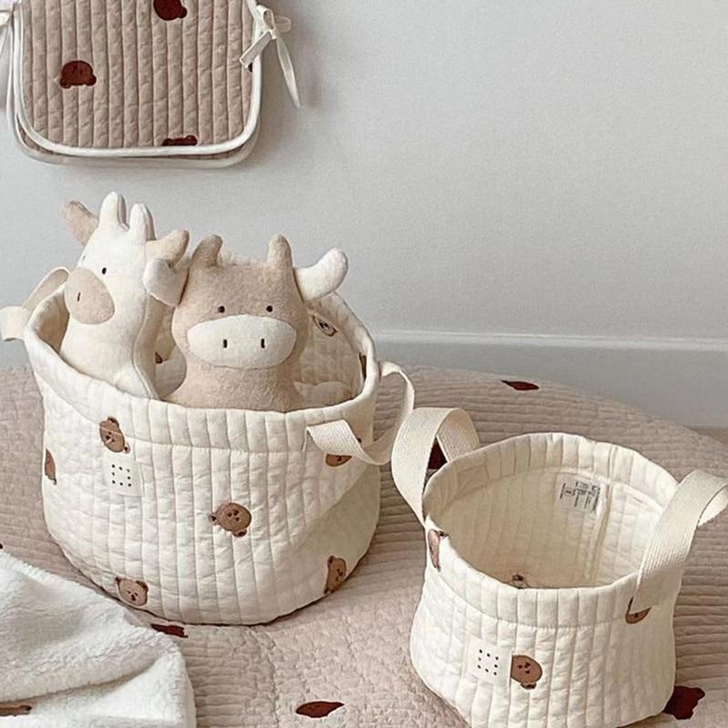 Schattige beer borduurwerk lui - Baby Clothing Organizer recensie en prijs