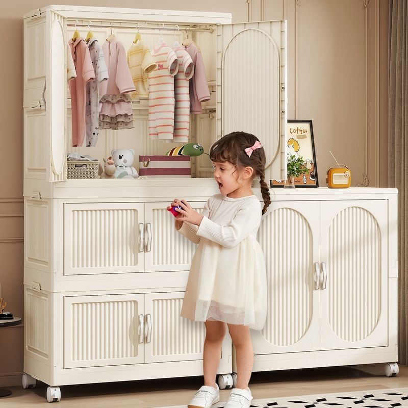 Opvouwbare babykast van plasti - Baby Clothing Cupboard recensie en prijs